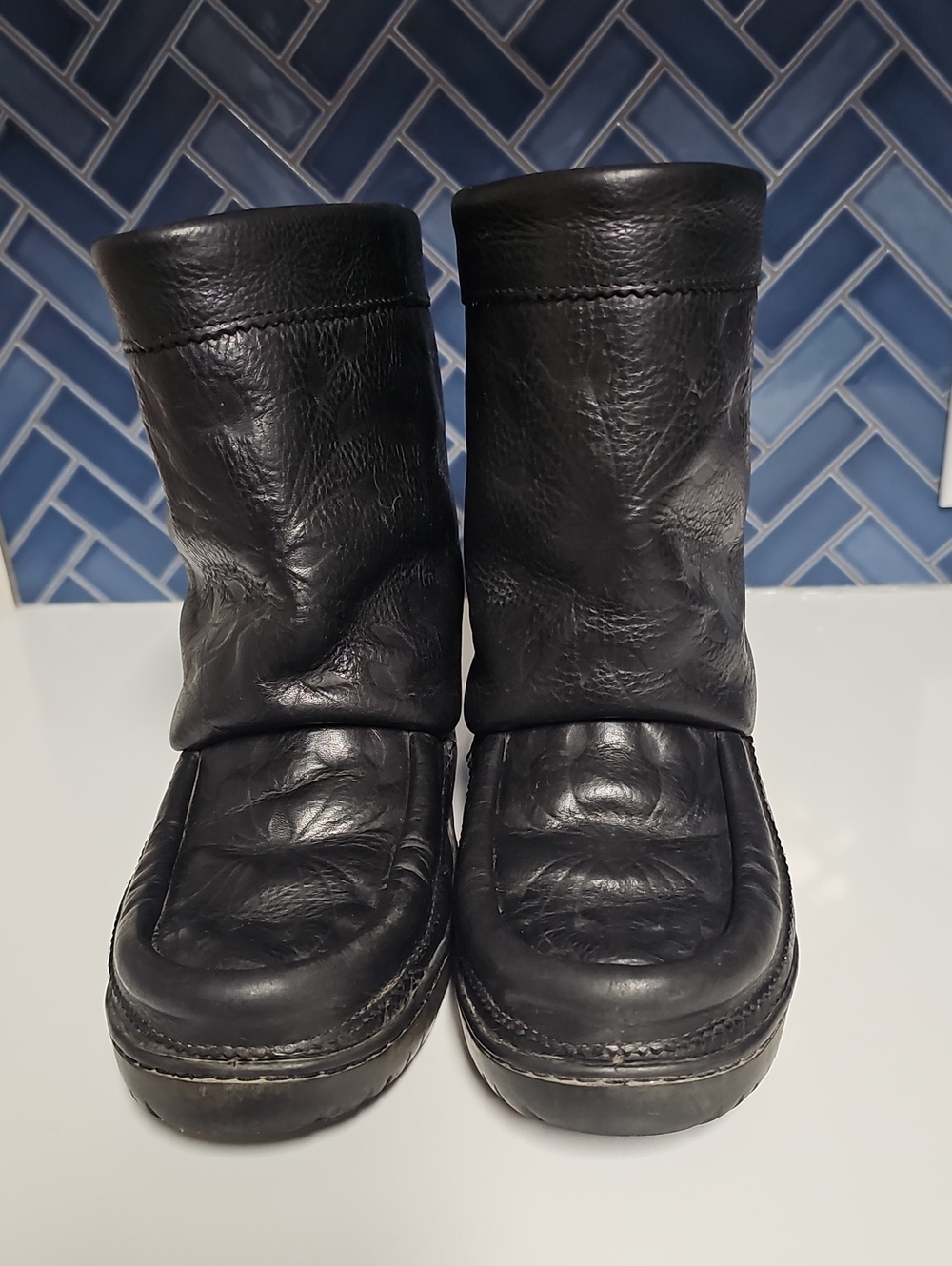 MANITOBAH WATERPROOF TAMARACK HALF MUKLUK WINTER BOOTS
